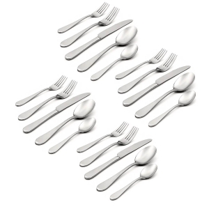 Oneida Icarus 20 Piece Set, Service for 4